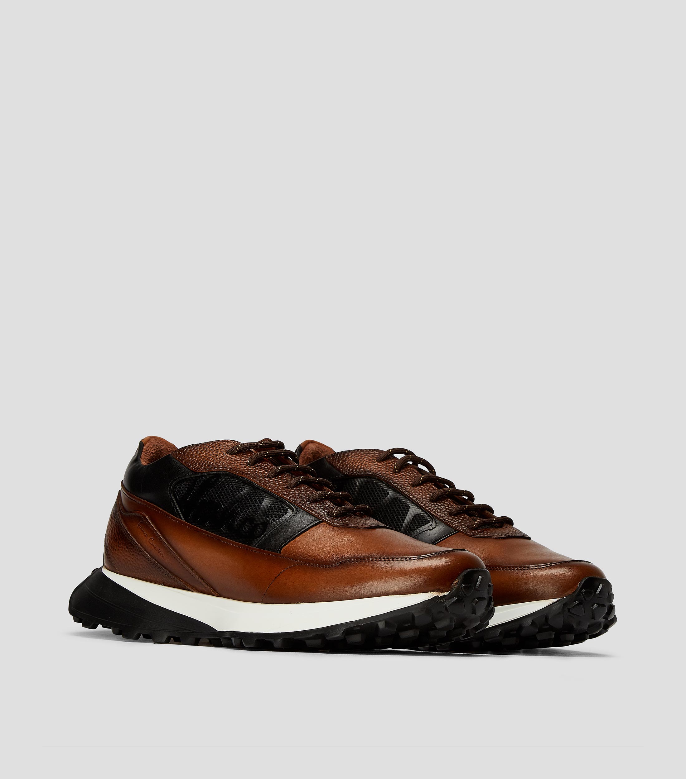 Tenis casuales en piel Hombre